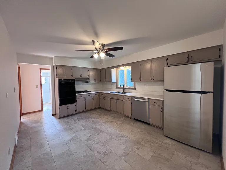 2058 Parkside Dr #1 — Photo 2