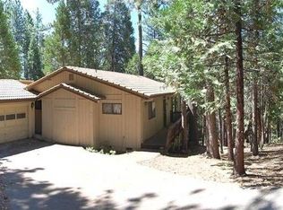 692 Buckthorn Dr, Murphys, CA 95247