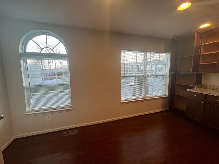 749 English Ivy Way — Photo 14