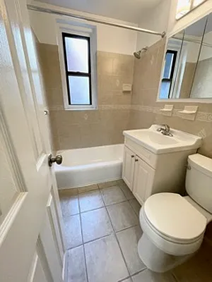 Rented by Oxford Property Group | media 32