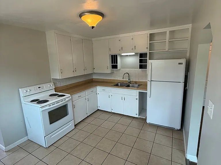 4086 Chase St #4088 — Photo 3