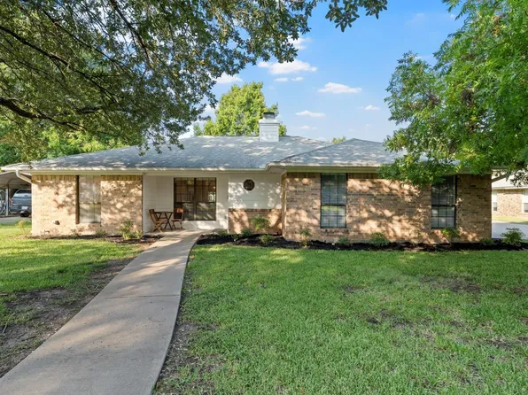 137 Bonham Dr, Hewitt, TX 76643