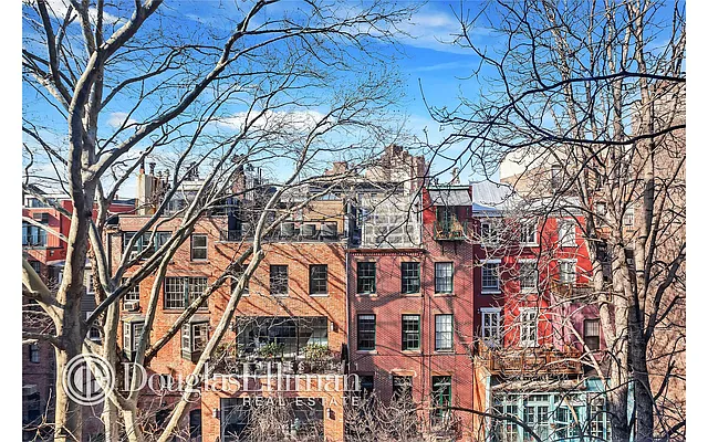 Sold by Douglas Elliman | media 10