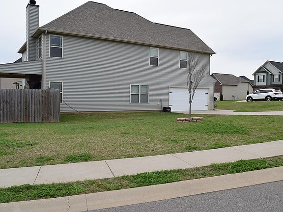 4th image of 2180 Bandera Dr