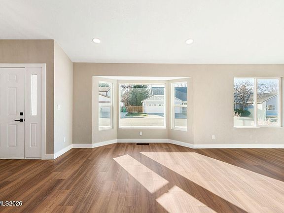 4th image of 4804 Pinesprings Dr