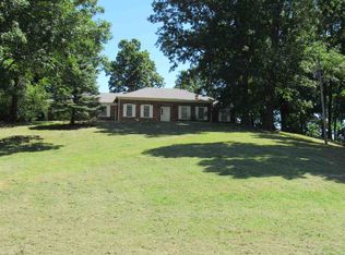 868 Bays Ridge Rd, Scottsville, KY 42164