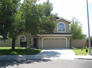 1337 El Cajon Ln, Los Banos, CA