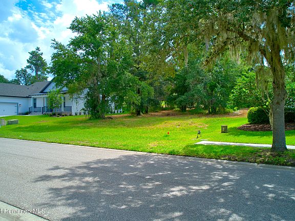 4th image of 5920 Summit View Dr