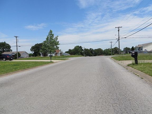 5th image of 1309 Chucker Dr