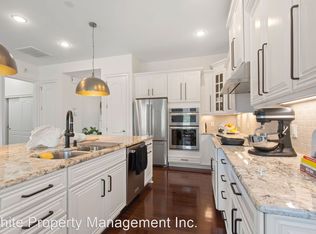 14922 Creeks Edge Dr, Charlotte, NC 28278