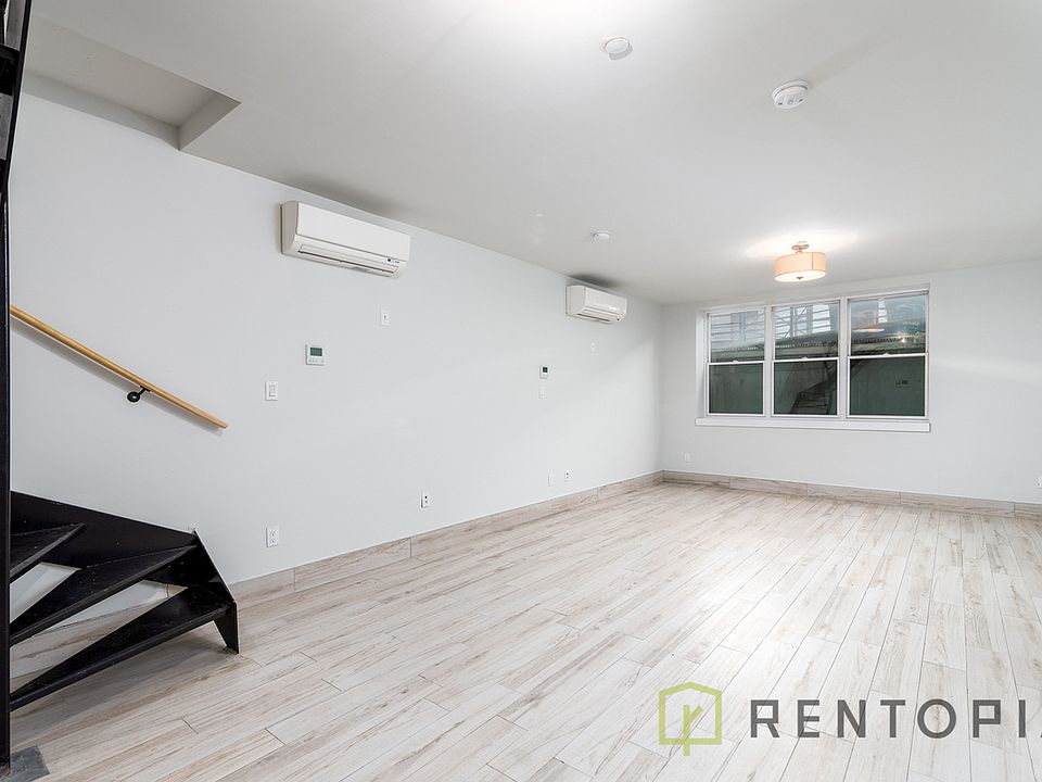 1st image of 22 Melrose St #1H