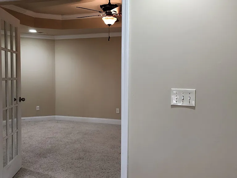 2130 Woods River Ln — Photo 21