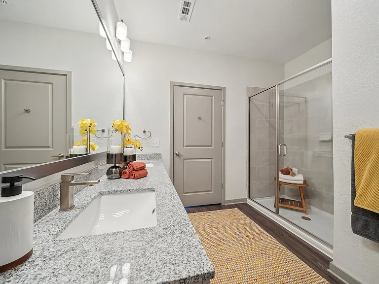 Brio Parc Apartments & Townhomes — Photo 24