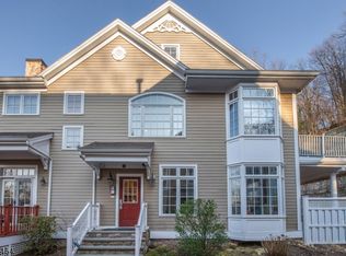 58 Chestnut St APT 4, Morristown, NJ 07960