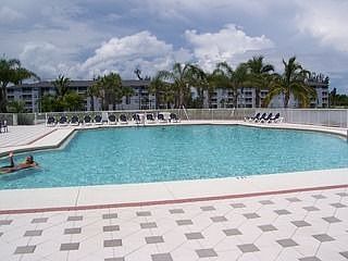 3rd image of 16575 Lake Circle Dr APT 1126