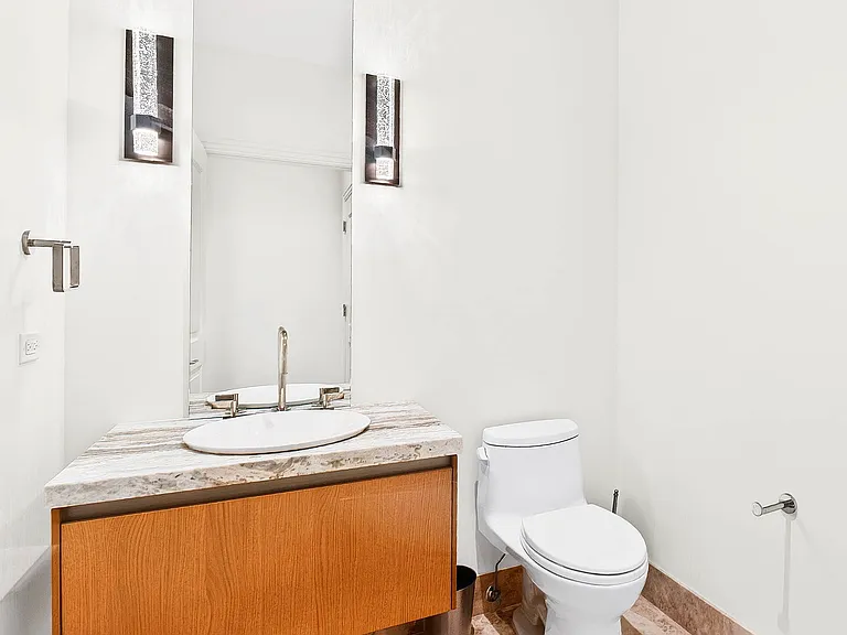 363 E Wacker Dr #3709 — Photo 29