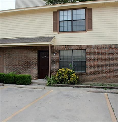 1st image of 922 Fannin St APT 110