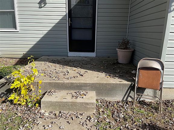 2nd image of 2623 Sheffield Dr