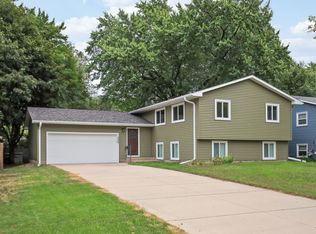 5616 Perry Ave N, Crystal, MN 55429