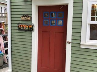 2447 5th Ave W #B, Seattle, WA 98119