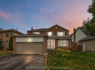 93 Stiver Dr, Newmarket, ON L3Y 7W2