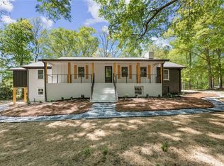350 Pine Shadows Dr, Dallas, GA 30157
