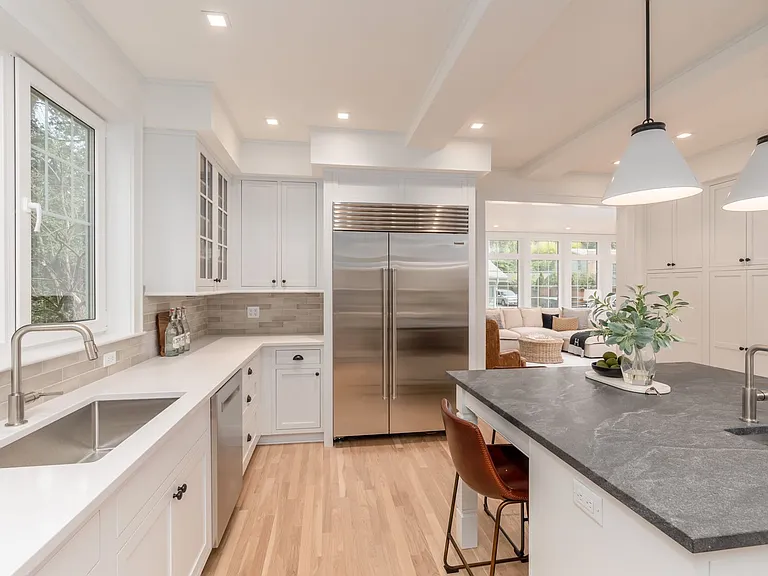 3903 Legation St NW — Photo 15