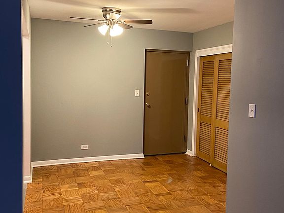 2nd image of 1030 Chicago Ave #204