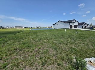 1365 NW Yorktown Dr, Waukee, IA 50263