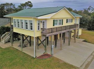 2207 Cecelia St, North Myrtle Beach, SC 29582