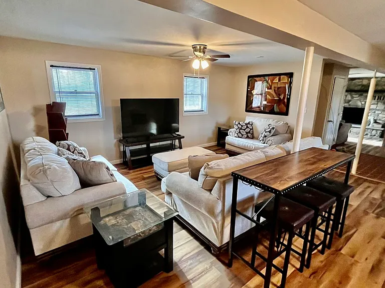 21 Basswood Ct — Photo 47