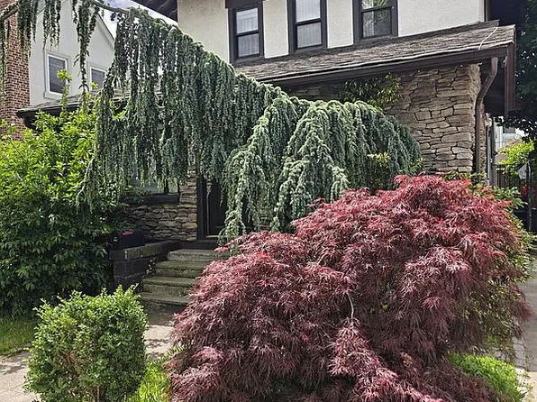 3848 Laurel Ave, Brooklyn, NY 11224