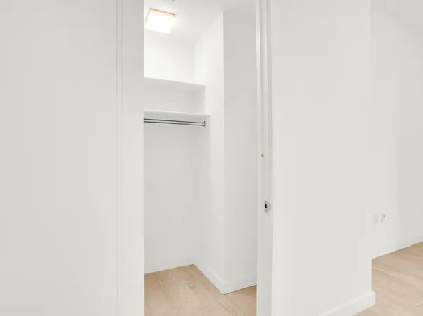 138 East 50th Street image 51 of 69