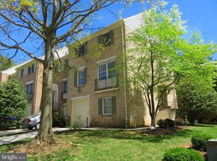 9 Hewetson Ct, Lutherville Timonium, MD 21093