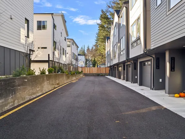 18007C 3rd Ave NE, Seattle, WA 98155