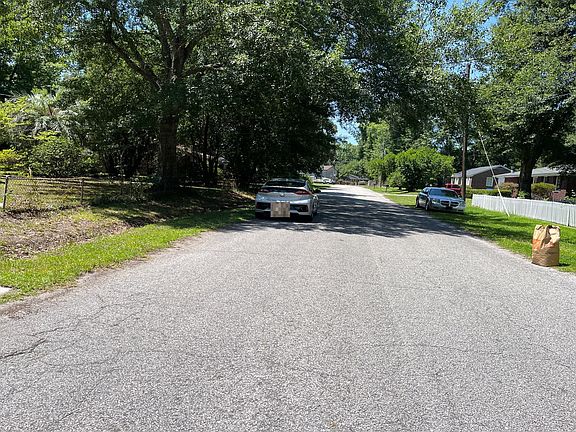 4th image of 7020 N Kenwood Dr