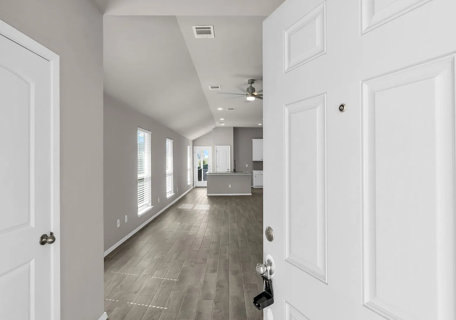 Available Now- 328 Black Opal, Jarrell, TX! — Photo 2