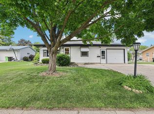 112 Stone St, Beaver Dam, WI 53916