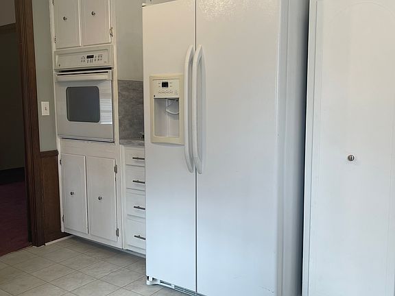 3rd image of 4439 Bramwell Dr