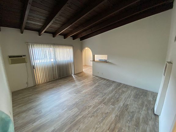 4th image of 3608 Keystone Ave #8-05