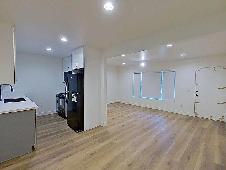 829 N Garfield St — Photo 6