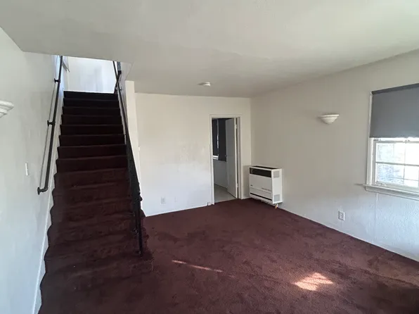 4333 8th Ave, Los Angeles, CA 90008