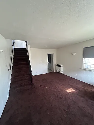 4333 8th Ave Photo 1