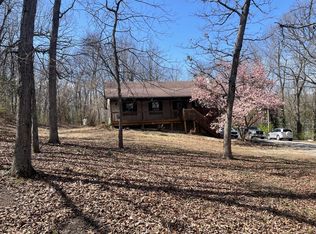 5427 S 192nd Rd, Pleasant Hope, MO 65725