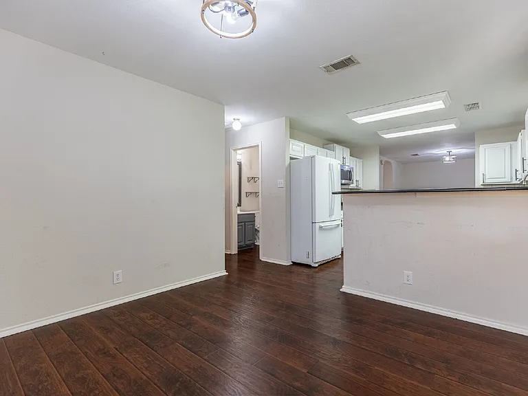 3604 Meade St — Photo 17