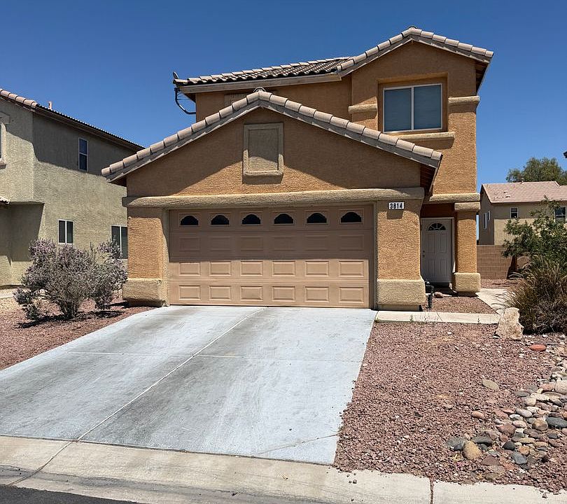 1st image of 3814 Kit Fox St