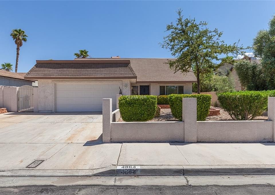 1st image of 4864 Knollwood Dr