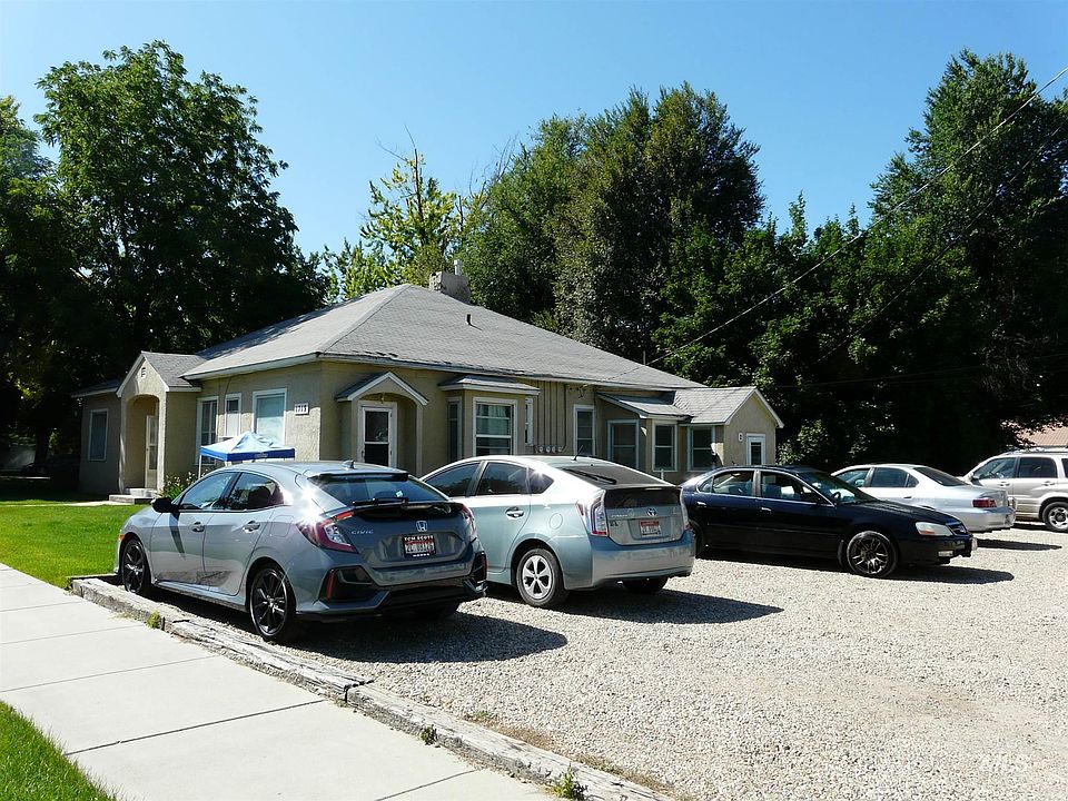 2nd image of 1719 2nd St S