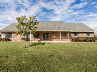 7457 Somerset Ln, Aubrey, TX 76227