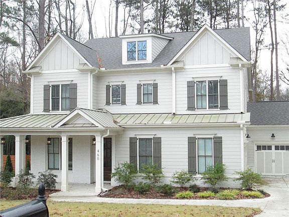 2nd image of 460 Rebecca Ln SE